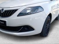 Usata Lancia Ypsilon Silver 69 CV (50 kW) 2022 Bianco Utilitaria