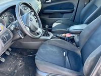 Usata Ford Focus 115 CV (84 kW) 2006 Grigio Station wagon