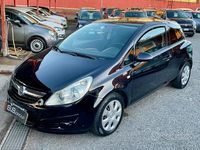 Usata Opel Corsa Club 65 CV (47 kW) 2011 Nero Berlina