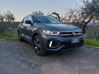 Usata VW T-Roc R-line 150 CV (110 kW) 2023 Grigio SUV