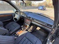 Usata Mercedes 250 90 CV (66 kW) 1990