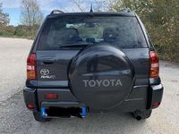 Usata Toyota RAV4 Sol 116 CV (85 kW) 2005 SUV