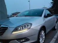 Usata Lancia Delta 120 CV (88 kW) 2011 Grigio Utilitaria