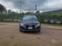 Usata Audi A3 Ambition 90 CV (66 kW) 2011 Viola Utilitaria