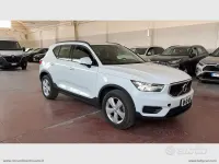 Usata Volvo XC40 Core 129 CV (94 kW) 2022 Bianco SUV