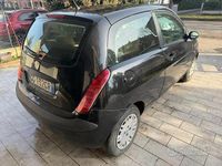 Gebraucht Lancia Ypsilon 60 PS (44 kW) 2006 Schwarz Kleinwagen