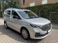 Käytetty Ford Tourneo Connect 102 HP (75 kW) 2024 Harmaa Tila-auto