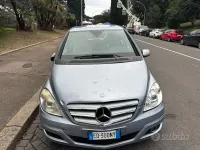 Usata Mercedes B180 109 CV (80 kW) 2010 Monovolume
