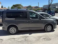 Begagnad Ford Tourneo Connect Titanium 122 HK (89 kW) 2023 Minibuss