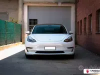 Usata Tesla Model 3 Long Range AWD 152 kW (208 CV) 2019 Bianco Berlina