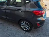 Usata Ford Fiesta 86 CV (63 kW) 2018 Grigio Utilitaria