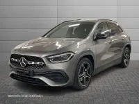 Usata Mercedes GLA200 Premium 150 CV (110 kW) 2023 Grigio montagna SUV