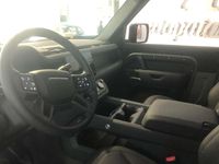 Usata Land Rover Defender HSE Dynamic 300 CV (220 kW) 2024 Verde SUV