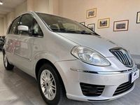 Usata Lancia Musa 70 CV (51 kW) 2009 Grigio Monovolume