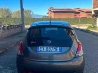 Usata Lancia Ypsilon Gold 95 CV (69 kW) 2015 Grigio Utilitaria