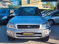 Usata Toyota RAV4 128 CV (94 kW) 1999 Argento SUV