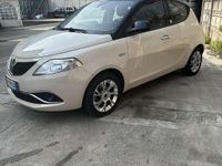 Usata Lancia Ypsilon 95 CV (69 kW) 2015 Utilitaria