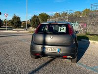 Usata Fiat Grande Punto 75 CV (55 kW) 2009 Grigio Utilitaria