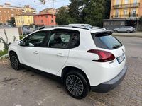 Usata Peugeot 2008 Active 82 CV (60 kW) 2016 Bianco SUV