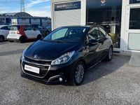 Usata Peugeot 208 Active 95 CV (69 kW) 2017 Nero Utilitaria