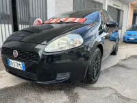 Usata Fiat Grande Punto 90 CV (66 kW) 2006 Nero Utilitaria
