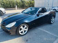 Usata Mercedes SLK200 163 CV (119 kW) 2006 Blu/azzurro Cabrio