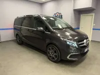 Usado Mercedes V300 Premium 239 CV (175 kW) 2024 Gris Monovolumen