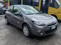 Usata Renault Clio II 75 CV (55 kW) 2009 Marrone Berlina