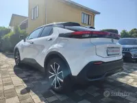 Usata Toyota C-HR Trend 98 CV (72 kW) 2025 Bianco SUV