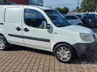 Usata Fiat Doblò 120 CV (88 kW) 2008 Bianco Monovolume