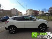 Usata Nissan Qashqai N-Connecta 110 CV (80 kW) 2017 Bianco SUV