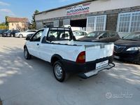 Usata Fiat Strada 62 CV (45 kW) 2001 Bianco Pick-up