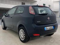 Usata Fiat Grande Punto 77 CV (56 kW) 2011 Blu Utilitaria