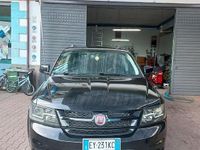 Usata Fiat Freemont Cross 170 CV (125 kW) 2015 Nero SUV
