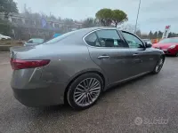Brugt Alfa Romeo Giulia Business 180 HK (132 kW) 2017 Grå Sedan