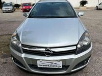Usata Opel Astra Enjoy 105 CV (77 kW) 2006 Grigio Station wagon