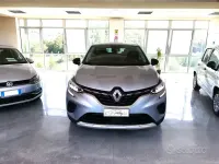 Usado Renault Captur Business 95 CV (69 kW) 2021 Gris SUV
