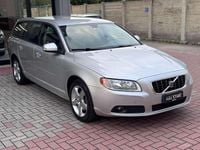 Usata Volvo V70 Momentum 163 CV (119 kW) 2009 Argento Station wagon
