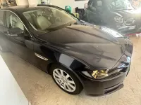 Usata Jaguar XE Prestige 179 CV (131 kW) 2017 Blu Berlina