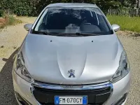 Usata Peugeot 208 Active 82 CV (60 kW) 2017 Utilitaria