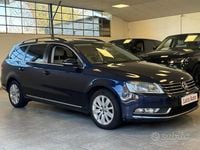 Usata VW Passat 140 CV (102 kW) 2014 Blu Station wagon