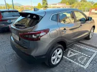 Usata Nissan Qashqai 116 CV (85 kW) 2020 Grigio SUV