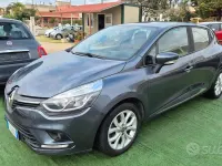 Usata Renault Clio IV Business 90 CV (66 kW) 2018 Grigio Berlina