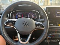 Usata VW T-Roc R-line 150 CV (110 kW) 2023 Nero SUV