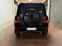 Usata Land Rover Defender SE 200 CV (147 kW) 2024 SUV