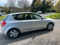 Usata Kia Ceed 115 CV (84 kW) 2007 Grigio Utilitaria
