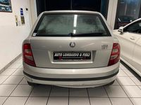 Usata Skoda Fabia Comfort 75 CV (55 kW) 2003 Grigio Berlina