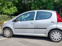Usata Peugeot 107 68 CV (50 kW) 2008 Grigio Utilitaria