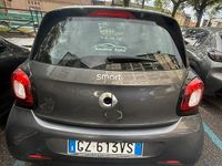 Usata Smart ForFour 71 CV (52 kW) 2016 Grigio Utilitaria