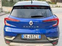 Usata Renault Captur Techno 101 CV (74 kW) 2023 Blu/azzurro SUV